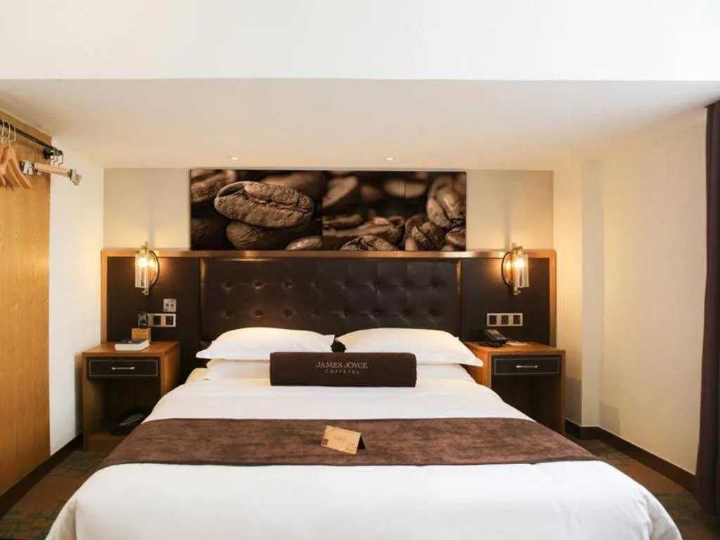 Bed in James Joyce Coffetel·Shenyang North Railway Station Shifu Square