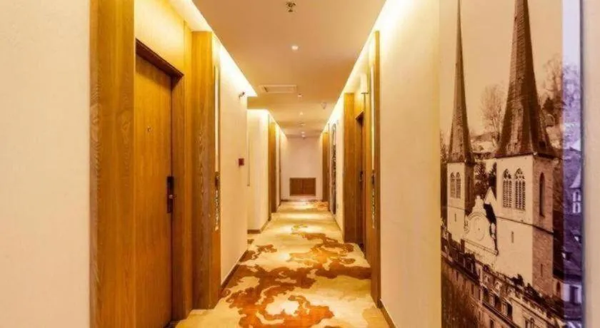 James Joyce Coffetel·Shenyang North Railway Station Shifu Square