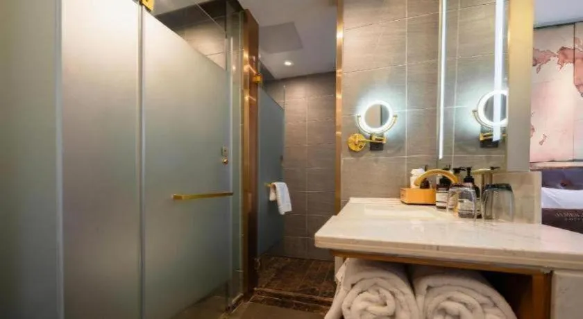 James Joyce Coffetel·Shenyang North Railway Station Shifu Square