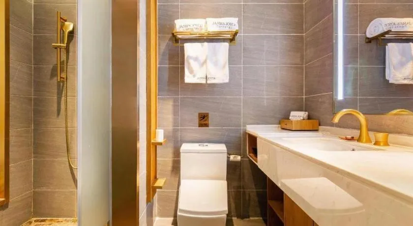 James Joyce Coffetel·Shenyang North Railway Station Shifu Square