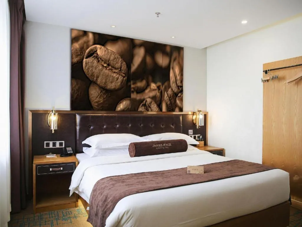 Bed in James Joyce Coffetel·Shenyang North Railway Station Shifu Square