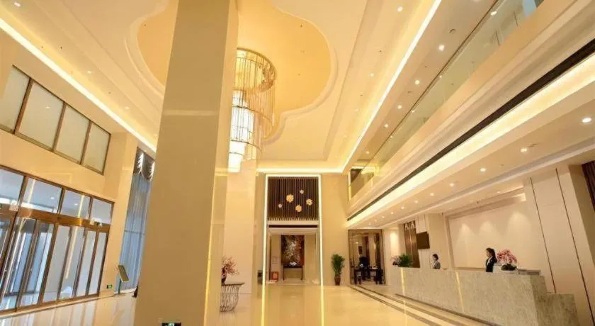 Jinjiang Metropolo Fuxin Yingbin Street Railway Station