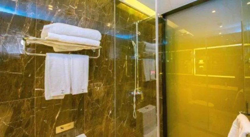 ZMAX Hotel Guangzhou Luogang Science City Shenzhou Road Metro Station