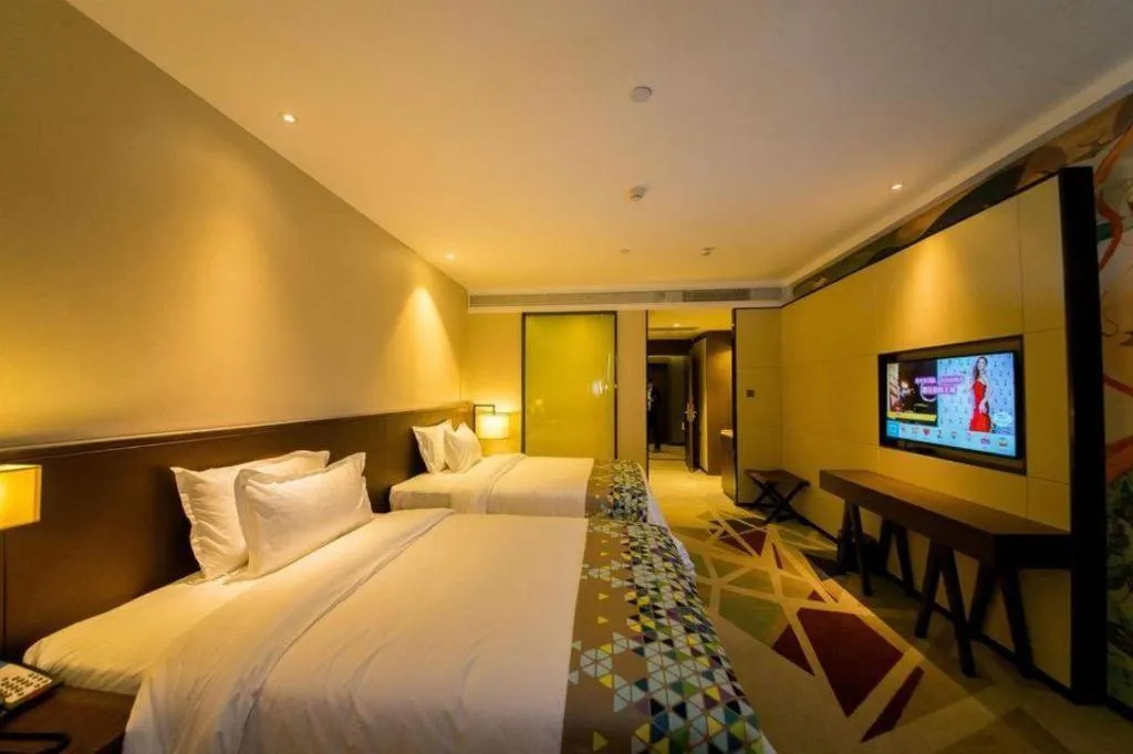 Bed in ZMAX Hotel Guangzhou Luogang Science City Shenzhou Road Metro Station