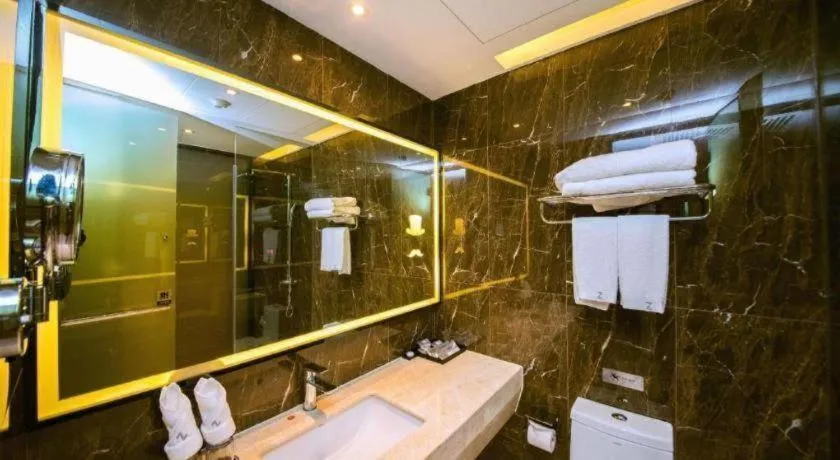 ZMAX Hotel Guangzhou Luogang Science City Shenzhou Road Metro Station