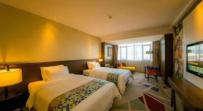 Bed in ZMAX Hotel Guangzhou Luogang Science City Shenzhou Road Metro Station