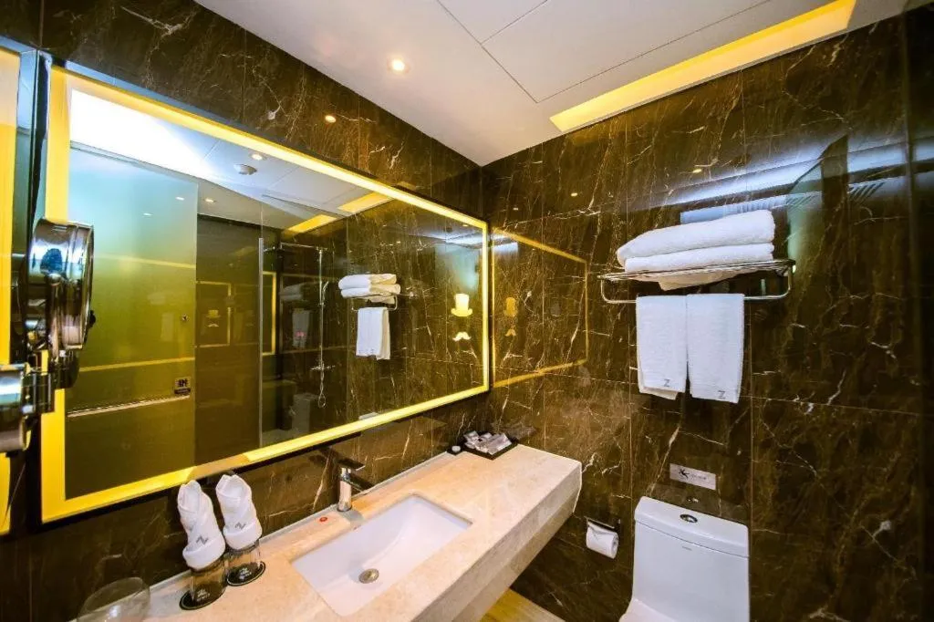 ZMAX Hotel Guangzhou Luogang Science City Shenzhou Road Metro Station