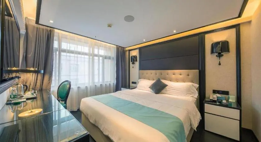 Bed in Xana Hotelle·Nanchang Bayi Square Metro Station