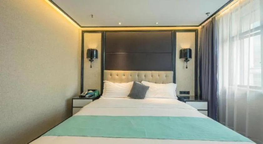 Bed in Xana Hotelle·Nanchang Bayi Square Metro Station