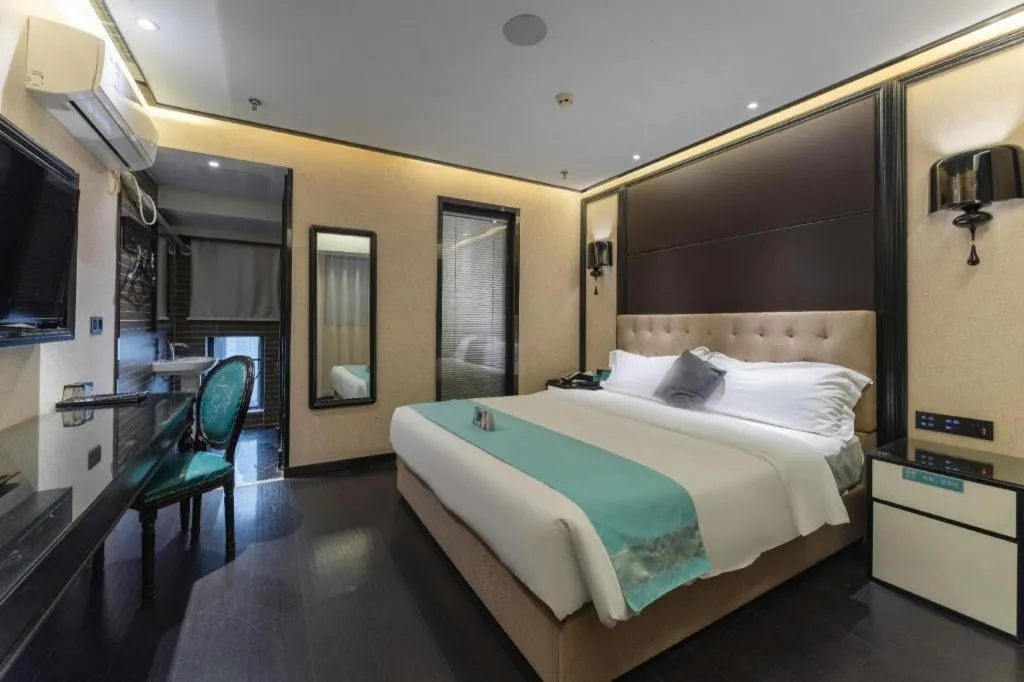 Bed in Xana Hotelle·Nanchang Bayi Square Metro Station