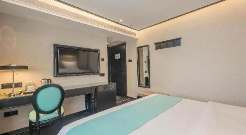 Bed in Xana Hotelle·Nanchang Bayi Square Metro Station