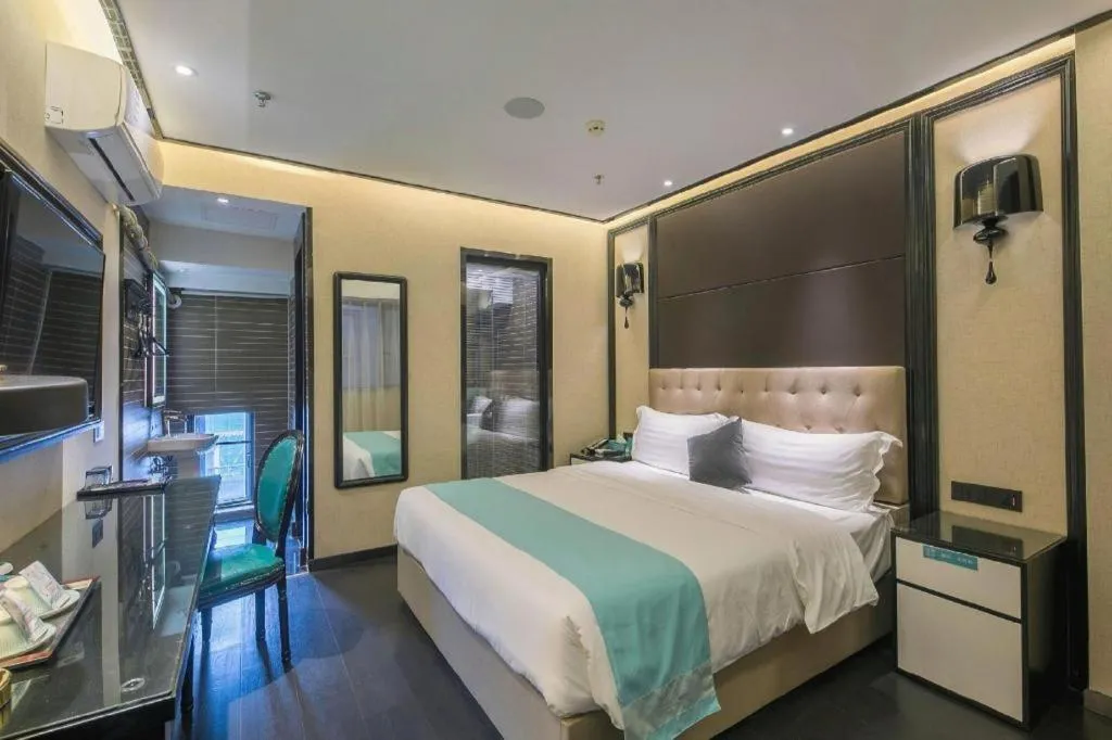 Bed in Xana Hotelle·Nanchang Bayi Square Metro Station