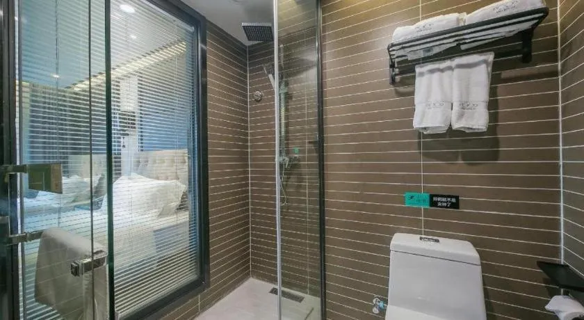 Xana Hotelle·Nanchang Bayi Square Metro Station