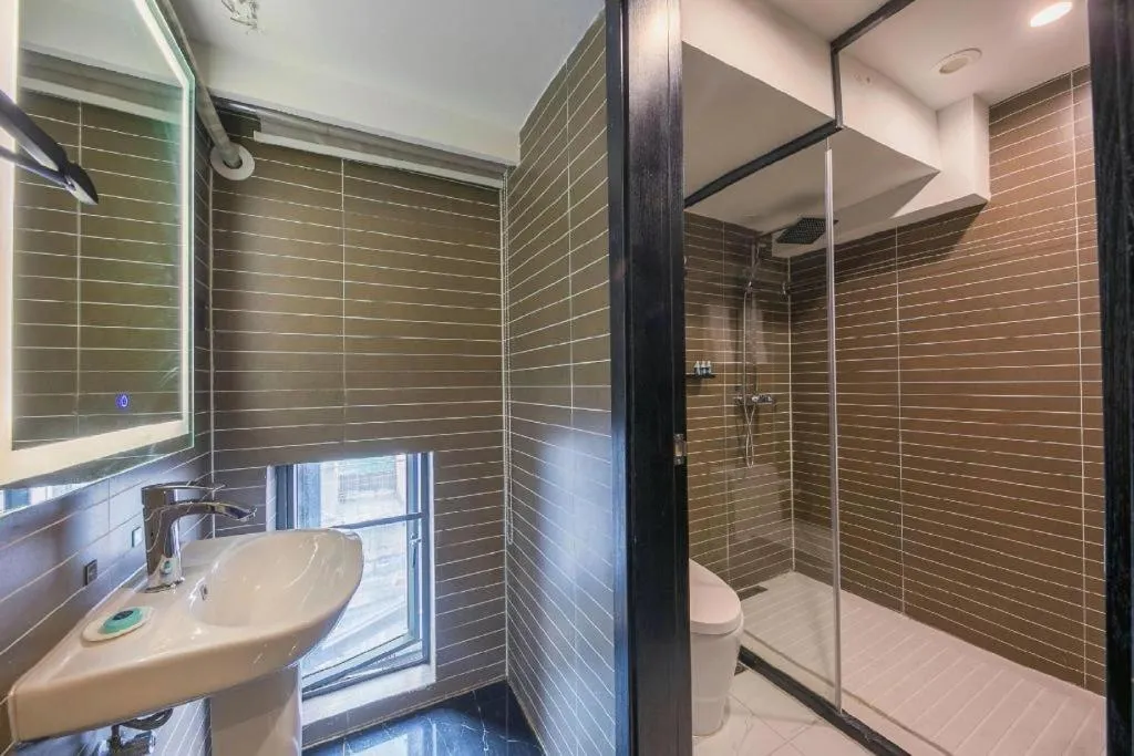 Xana Hotelle·Nanchang Bayi Square Metro Station