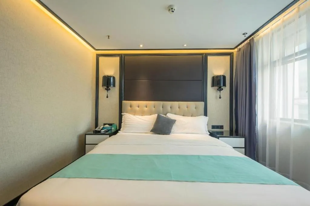 Bed in Xana Hotelle·Nanchang Bayi Square Metro Station