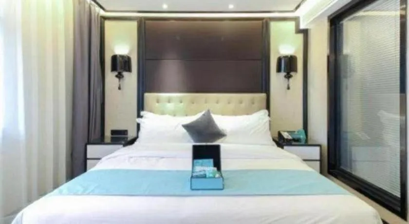 Bed in Xana Hotelle·Nanchang Bayi Square Metro Station