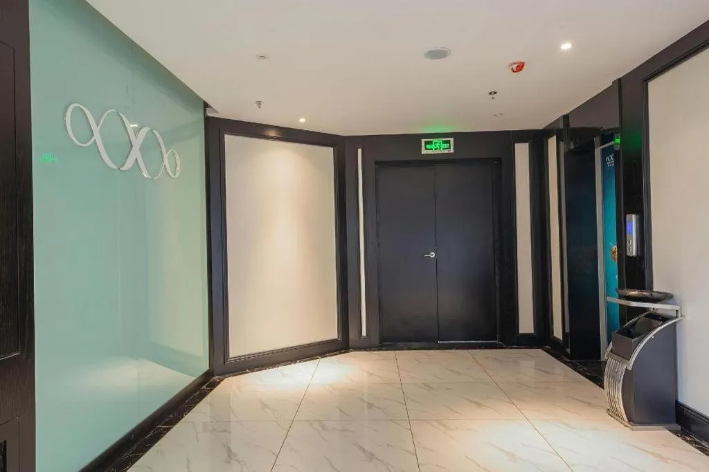 Xana Hotelle·Nanchang Bayi Square Metro Station