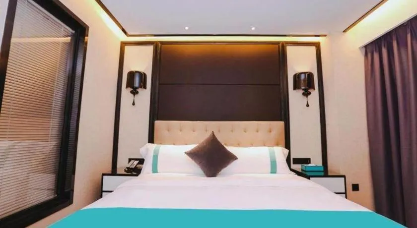 Bed in Xana Hotelle·Nanchang Bayi Square Metro Station