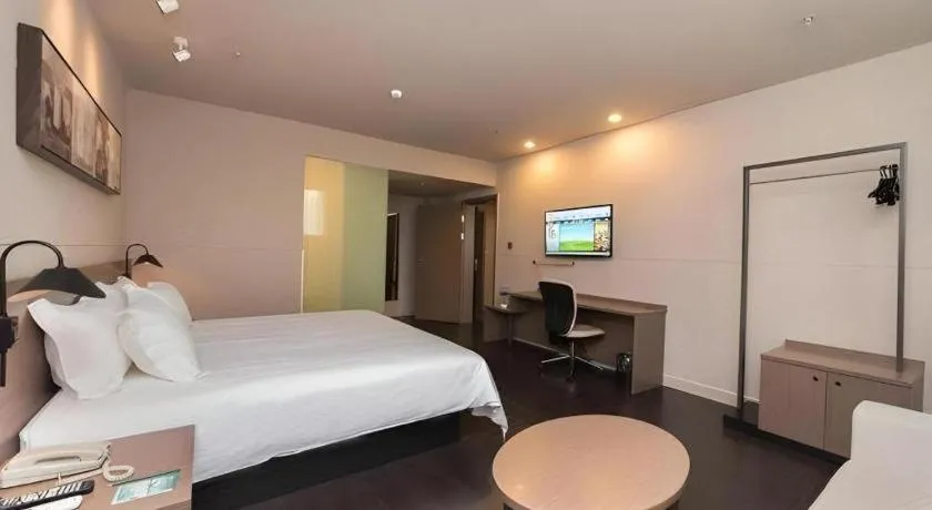 Bed in Jinjiang Inn Select Xuzhou High-speed Railway Station Kunpeng Road