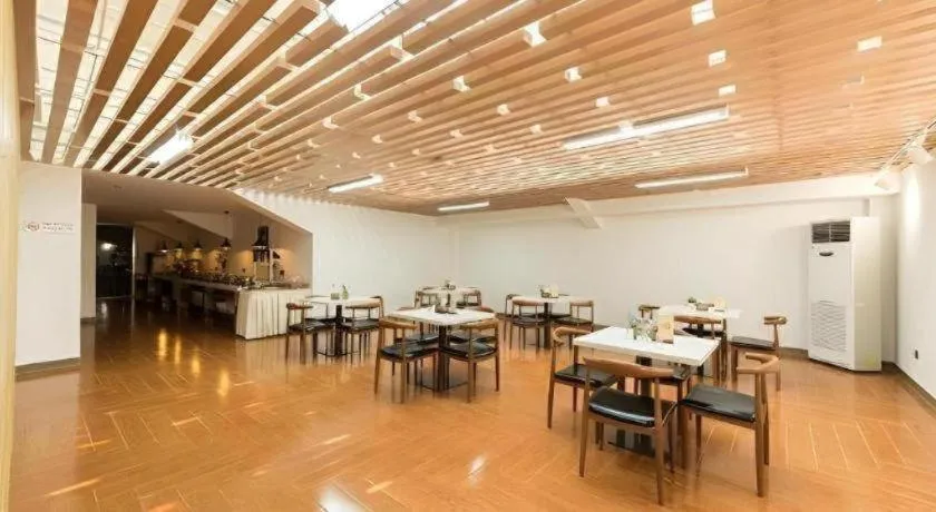 Jinjiang Inn Select Xuzhou High-speed Railway Station Kunpeng Road