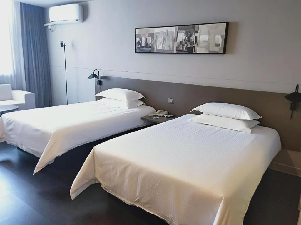 Bed in Jinjiang Inn Select Xuzhou High-speed Railway Station Kunpeng Road