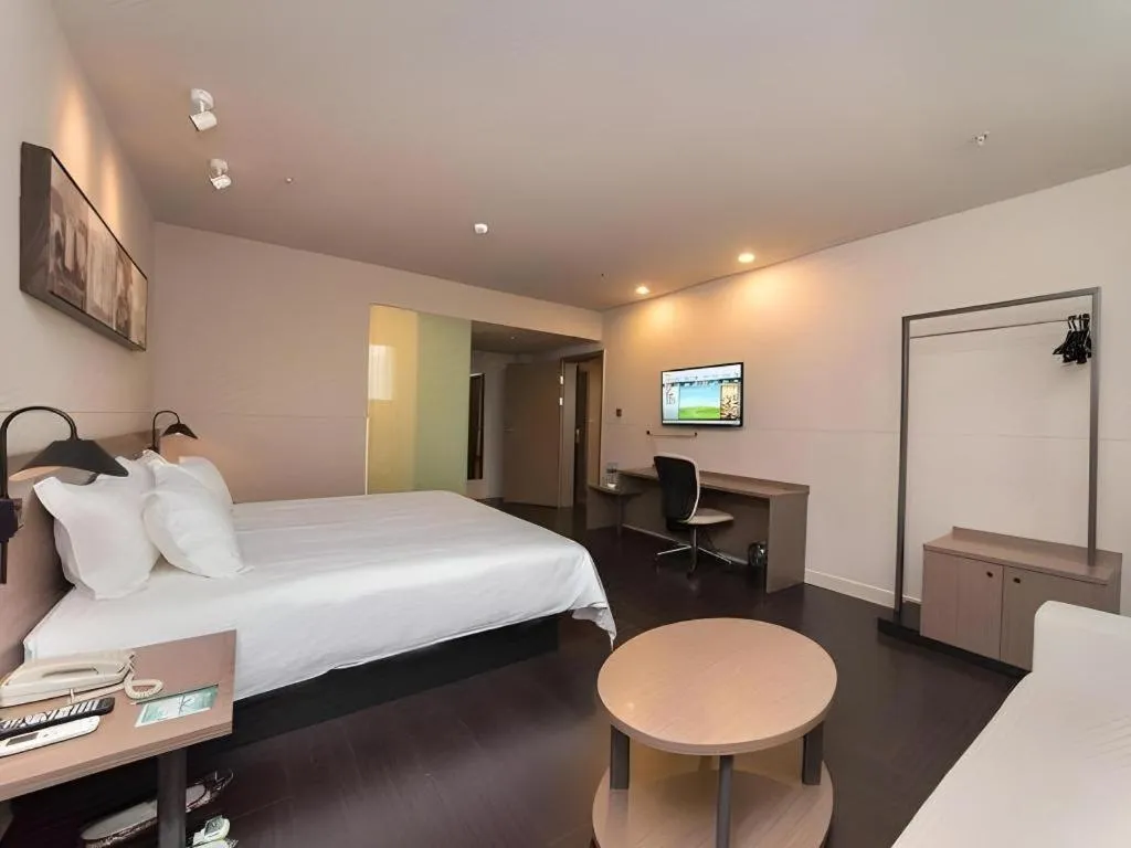 Bed in Jinjiang Inn Select Xuzhou High-speed Railway Station Kunpeng Road