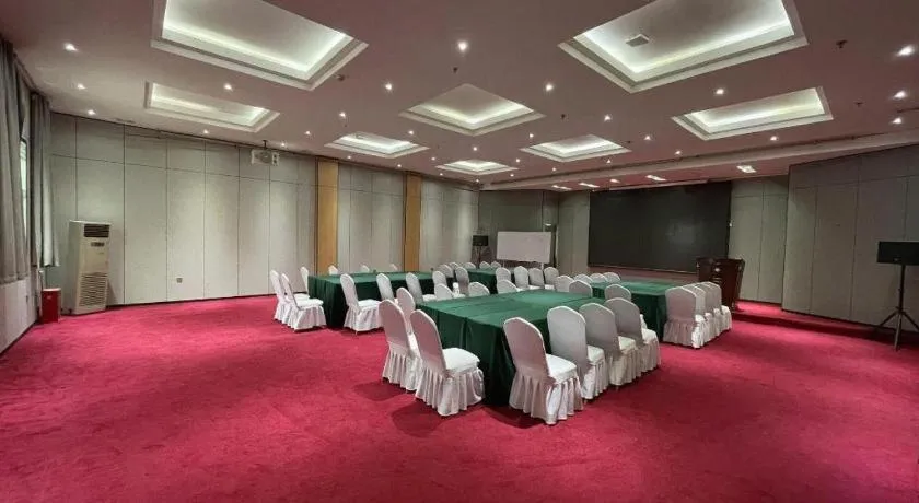 Jinjiang Metropolo Zhengzhou Songshan Road