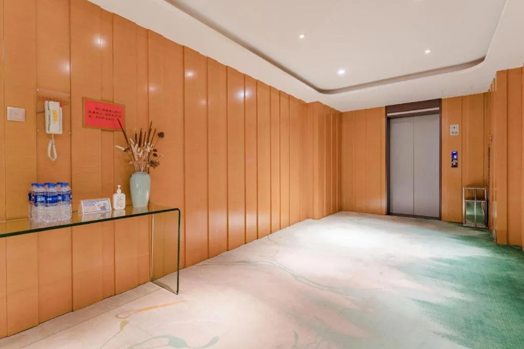 Jinjiang Metropolo Zhengzhou Songshan Road