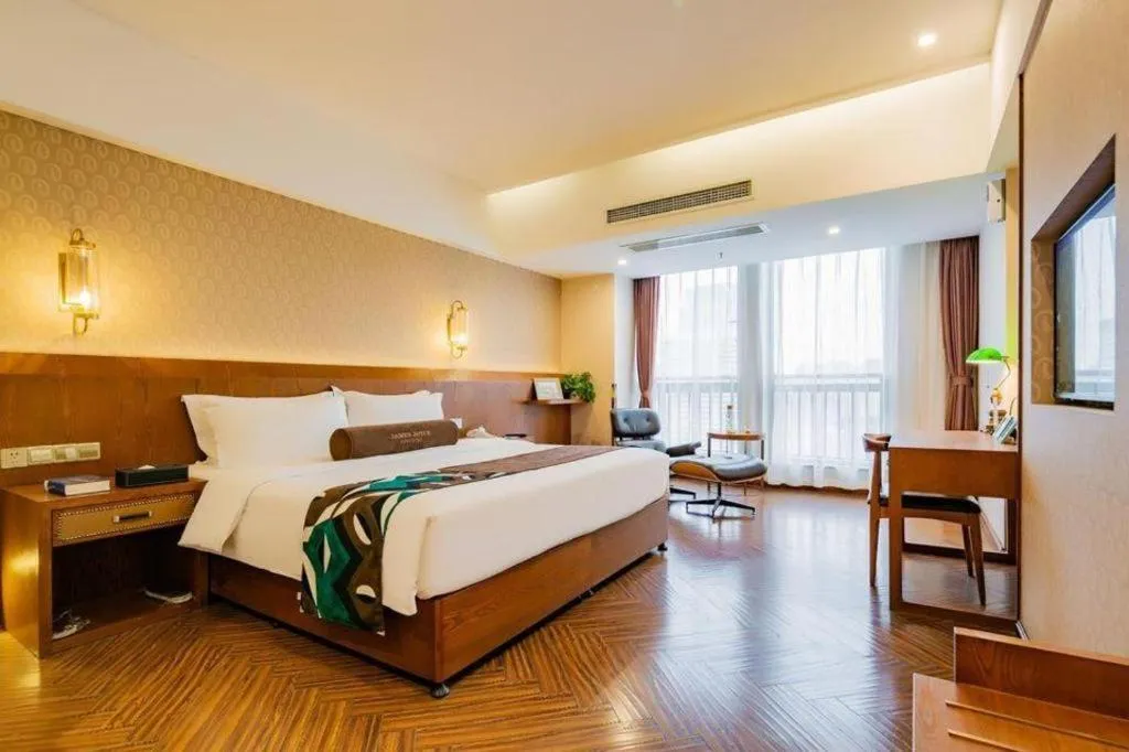 Bed in James Joyce Coffetel Chengdu Century City Convention and Exhibition Center
