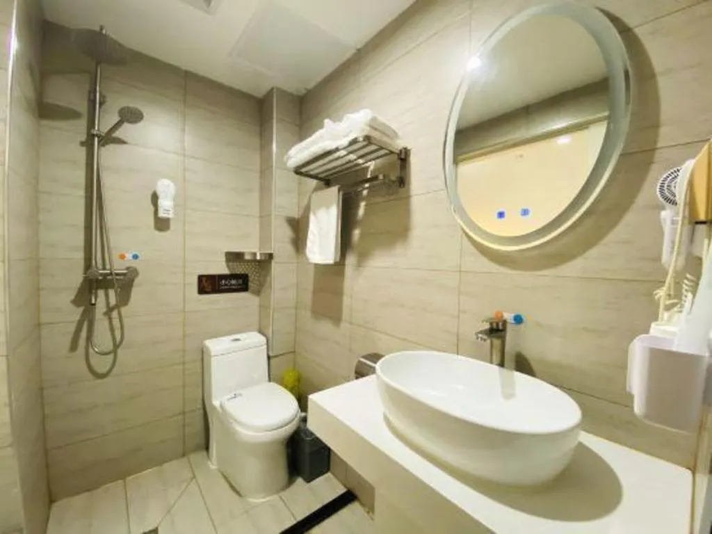 7 Days Premium Qingdao World of Ocean Qingdao University