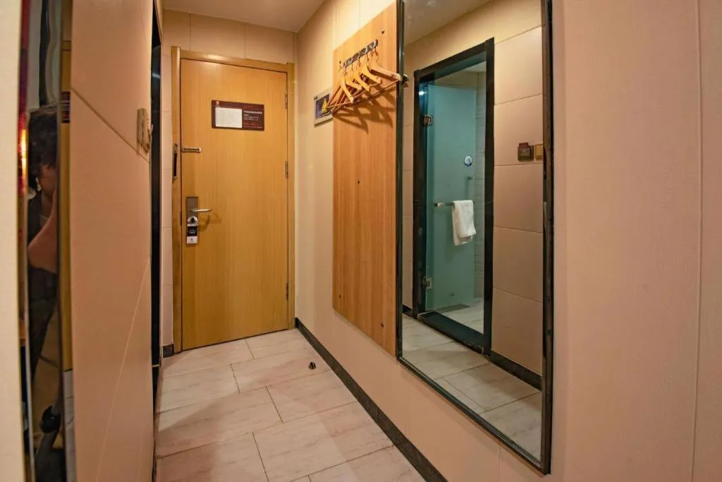 7 Days Premium Qingdao World of Ocean Qingdao University