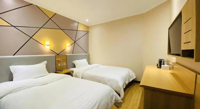 Bed in 7 Days Premium Qingdao World of Ocean Qingdao University