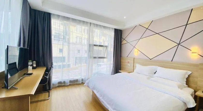 Bed in 7 Days Premium Qingdao World of Ocean Qingdao University