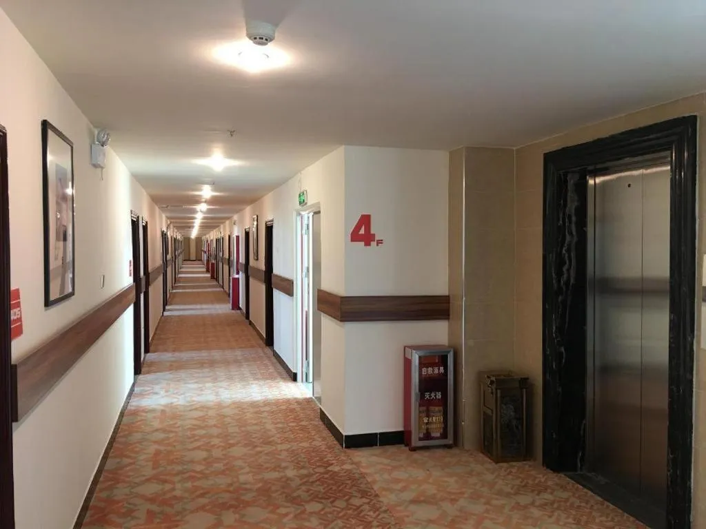 PAI Hotel Guangzhou Baiyun International Airport Zhongluotan Zhuliao Metro Station