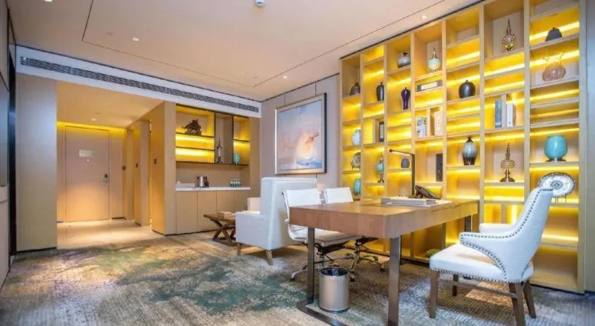 Lakehome Hotel Konggang