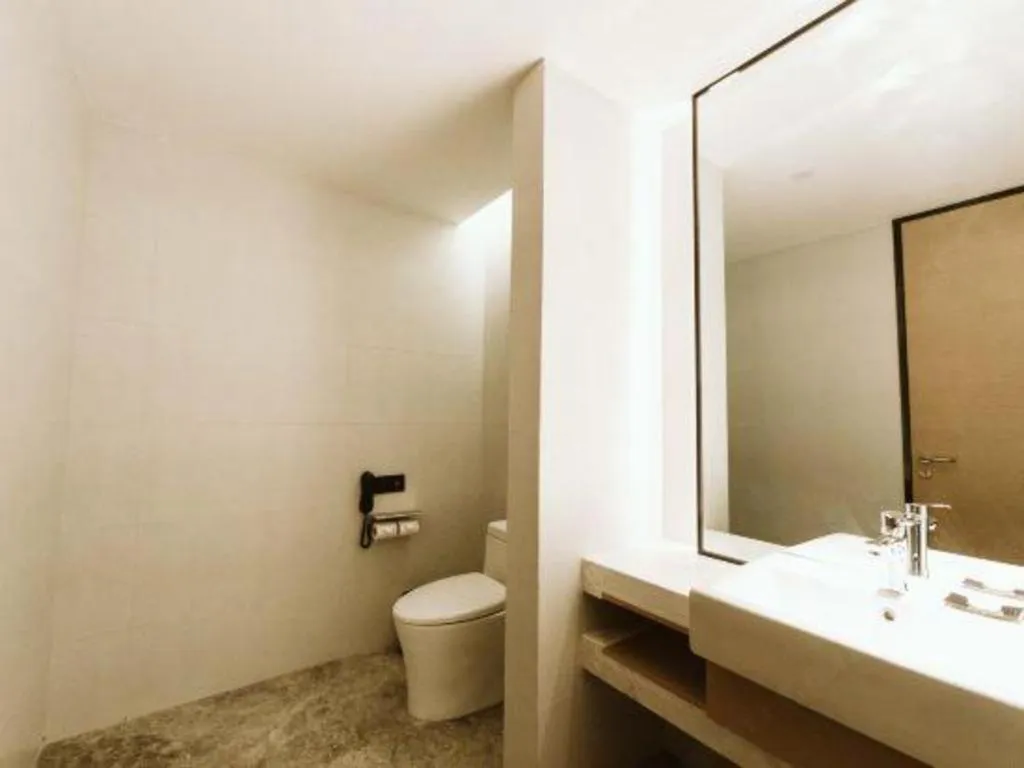 Lakehome Hotel Konggang