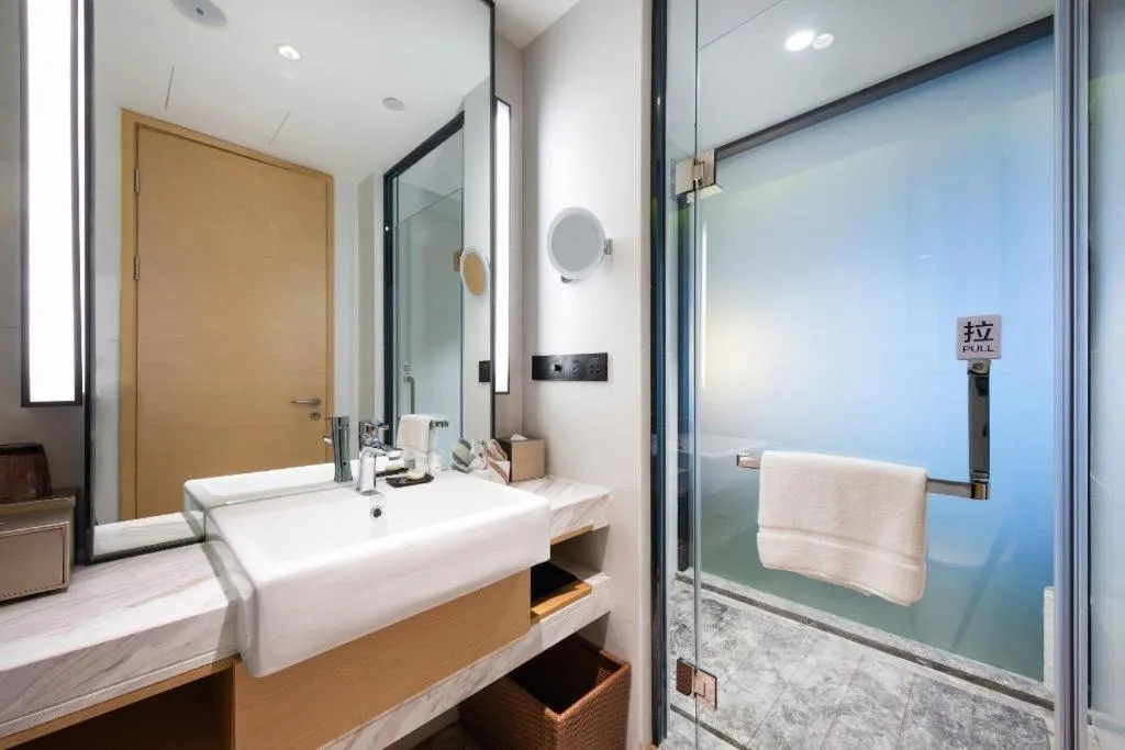 Lakehome Hotel Konggang