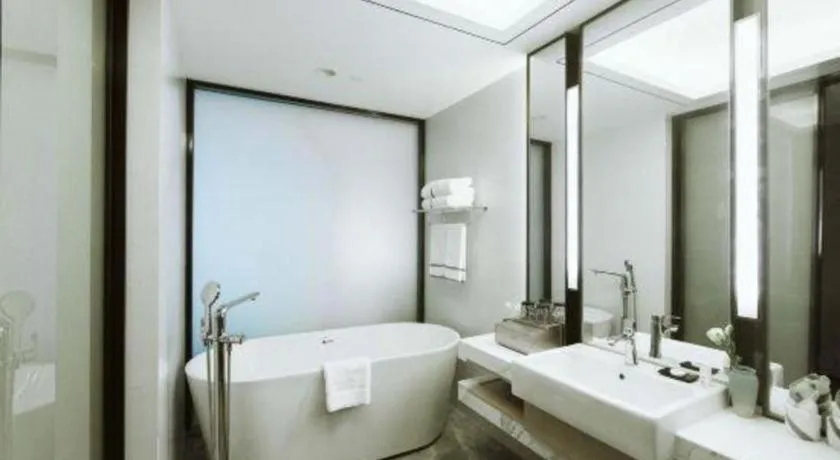 Lakehome Hotel Konggang