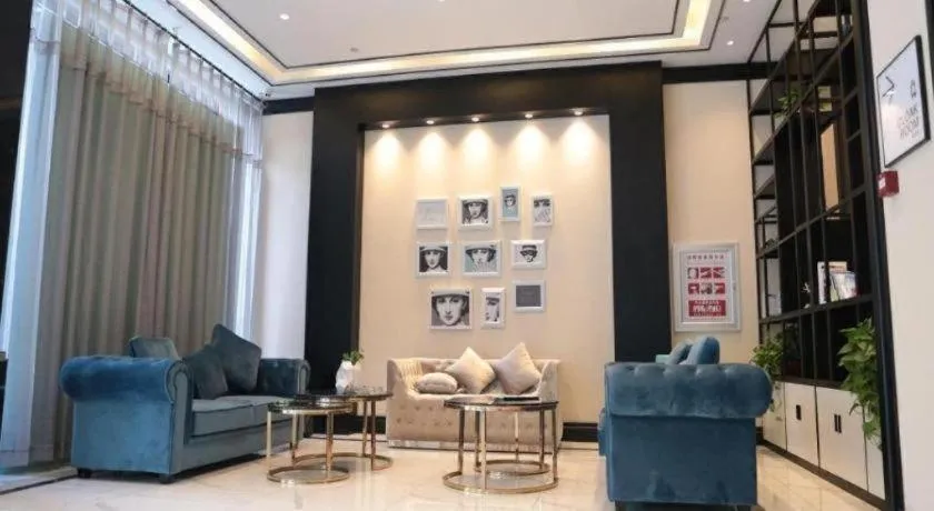 Xana Hotelle·Yutian