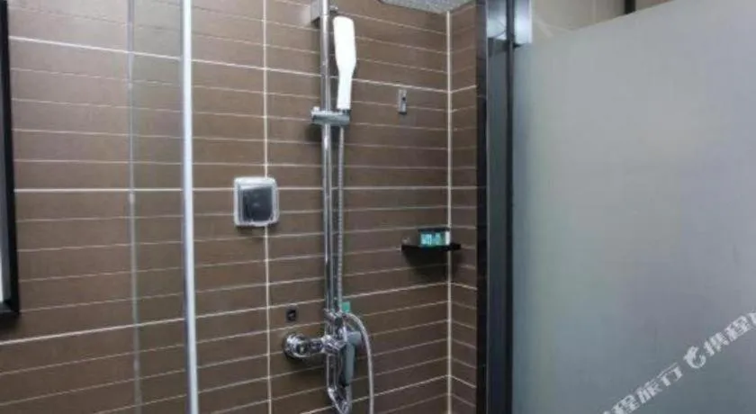 Xana Hotelle·Yutian