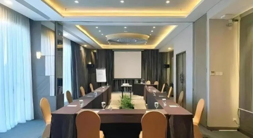 Patra Cirebon Hotel & Convention