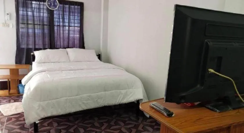 Bed in Chainarong Road