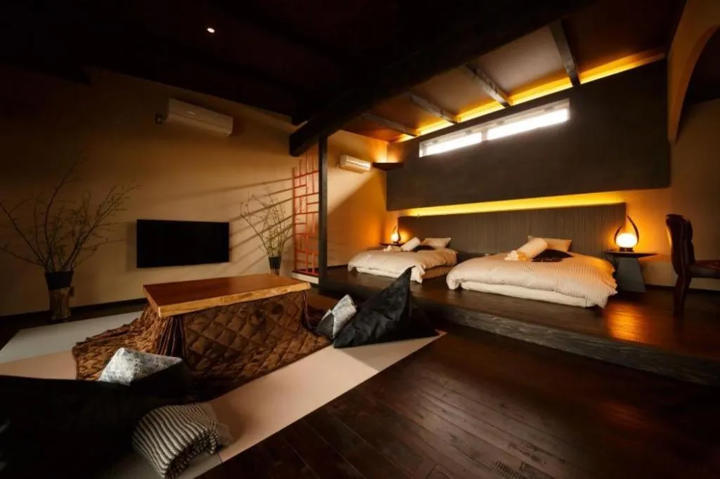 Bed in Yufuin Luxury Villa -zakuro-