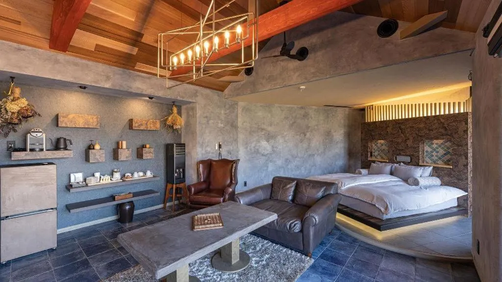 Bed in Yufuin Luxury Villa -zakuro-