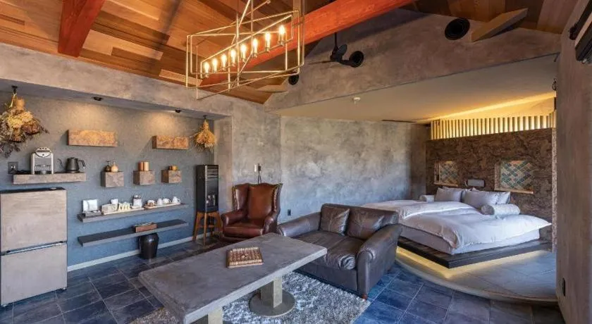 Bed in Yufuin Luxury Villa -zakuro-