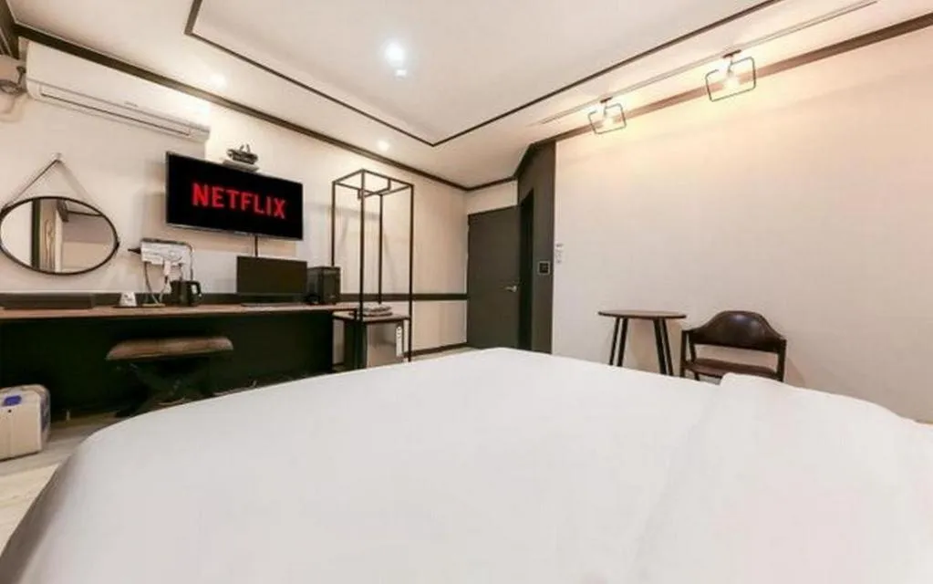 Bed in Best In City Hotel