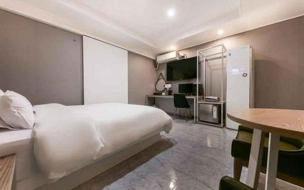 Bed in Best In City Hotel