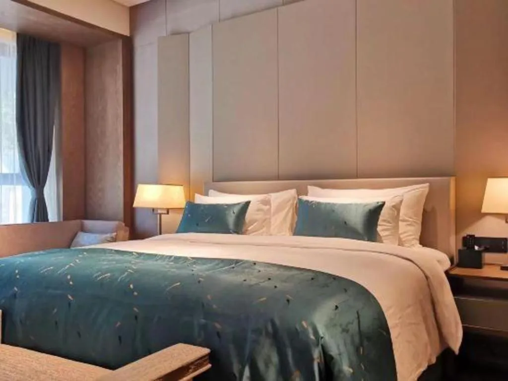 Bed in Landison Xinan Hotel Hangzhou