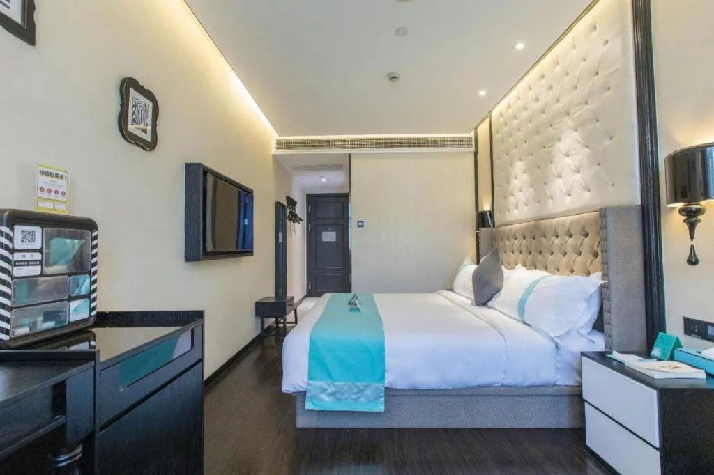 Bed in Xana Hotelle Shaghai Hongqiao Hub National Exhibition Center Qibao Lianming Road