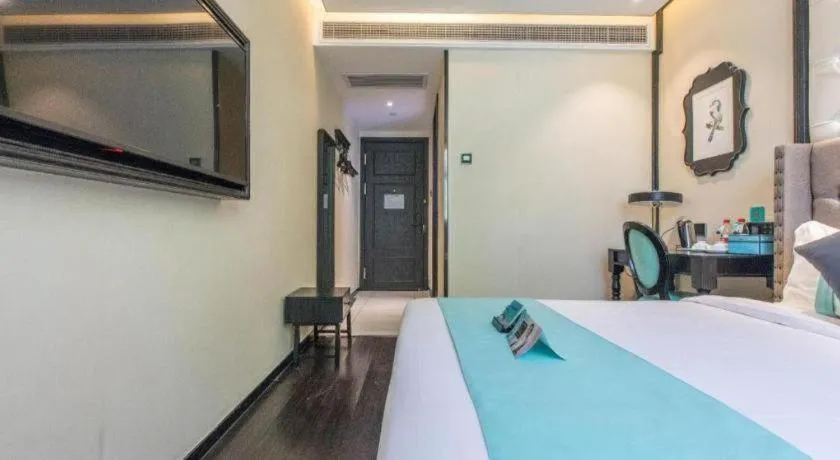 Bed in Xana Hotelle Shaghai Hongqiao Hub National Exhibition Center Qibao Lianming Road